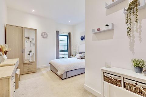 2 bedroom apartment to rent, Wick Tower, London, SE18