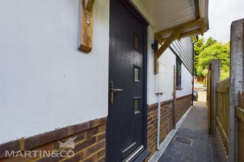 3 bedroom end of terrace house for sale, Tedder Road, Tunbridge Wells TN4