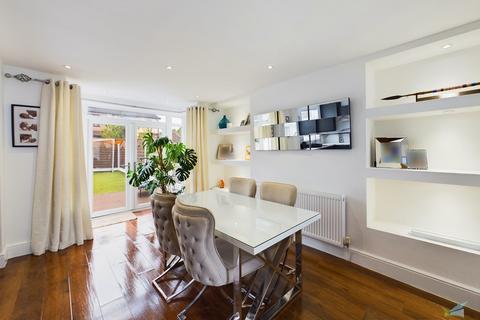 13 Ffrancon Drive, Wirral, CH63 5JL