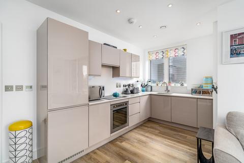 2 bedroom apartment for sale, York Road, Battersea