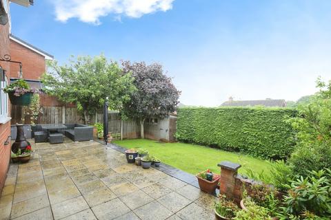 4 bedroom detached house for sale, Orwell Close, Galley Common