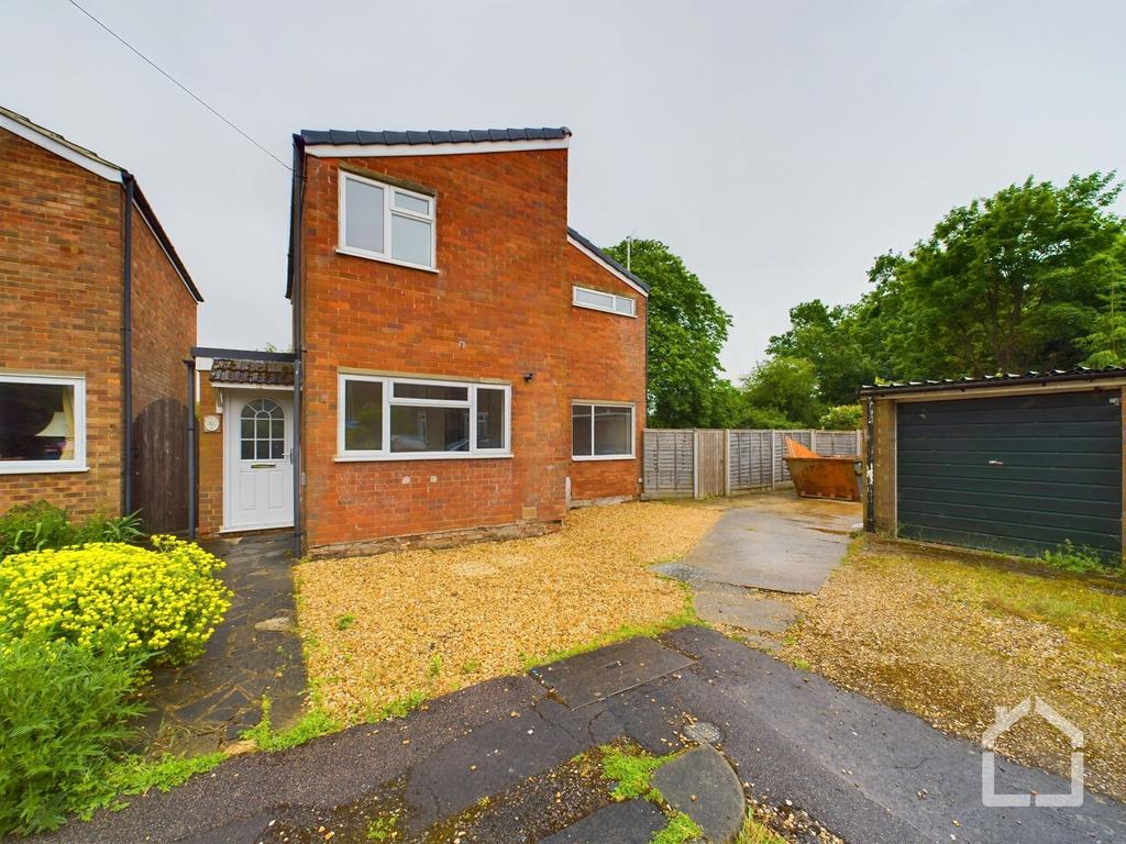 Greenfields, Adstock, MK18 4 bed detached house to rent £1,650 pcm (£