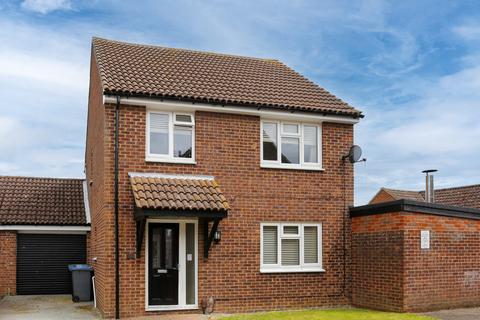 3 bedroom detached house for sale, Brotherton Avenue, Trimley St Mary IP11