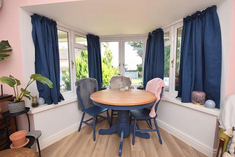 2 bedroom ground floor flat for sale, Wincanton, Somerset, BA9