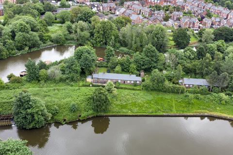 undefined, Hunts Lock, Northwich