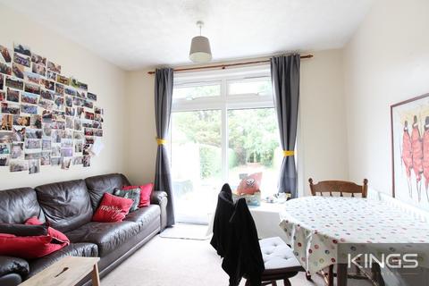 3 bedroom terraced house to rent, Arnold Road