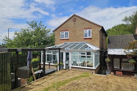 2 Cartwright Crescent, Brackley, NN13 6HA