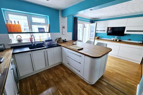 2 Cartwright Crescent, Brackley, NN13 6HA