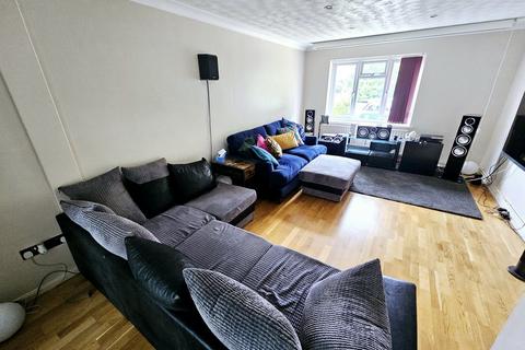 2 Cartwright Crescent, Brackley, NN13 6HA