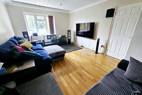 2 Cartwright Crescent, Brackley, NN13 6HA