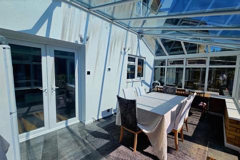 2 Cartwright Crescent, Brackley, NN13 6HA