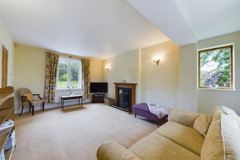 West Lodge Cheadle Road, Oakamoor, Stoke-on-trent, ST10 3AN