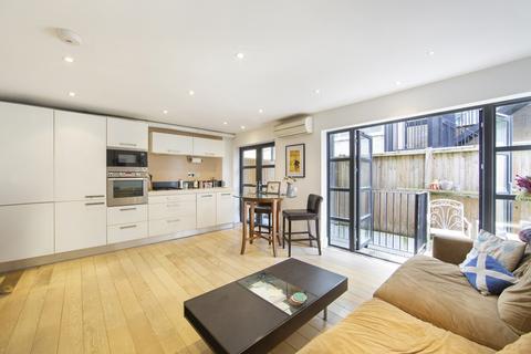 2 bedroom flat for sale, Hatton Place, London