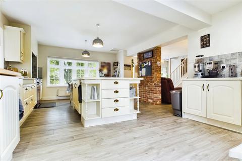 4 bedroom detached house for sale, Swan Drive, Aldermaston, Reading, Berkshire, RG7