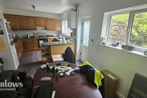 30 Brynheulog Terrace, Tylorstown, Ferndale, CF43 3DW