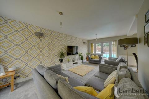 5 bedroom detached house for sale, Eastnor Close, Southcrest, Redditch