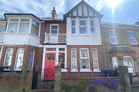 4 bedroom terraced house for sale, Victoria Avenue, Margate