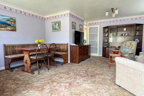 2 bedroom detached bungalow for sale, Uppark Way, Bognor Regis