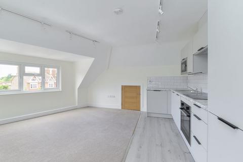 2 bedroom apartment for sale, Tylers Court, Central Cranleigh