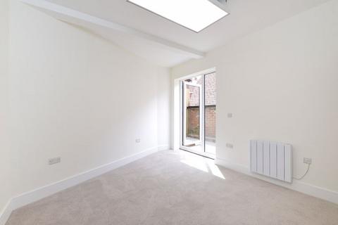 1 bedroom apartment for sale, Tylers Court, Central Cranleigh