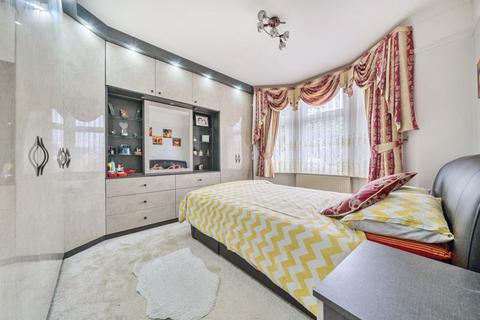 24 Avery Hill Road, London, SE9 2BD