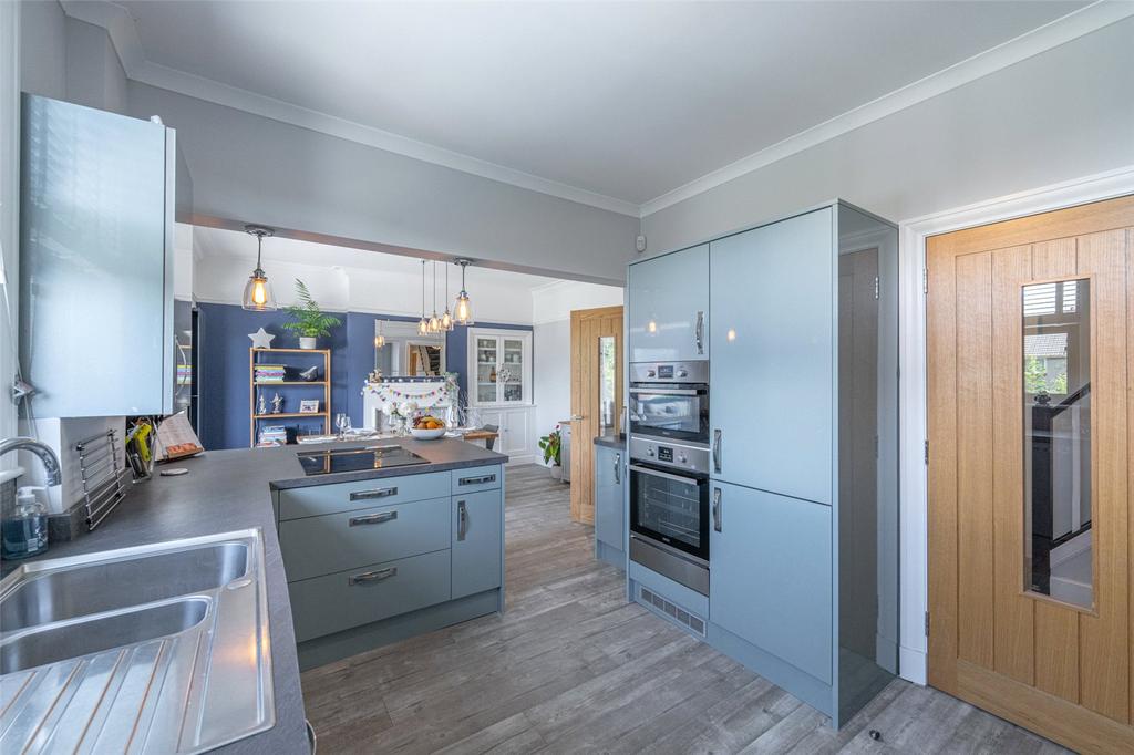 Kitchen Alt