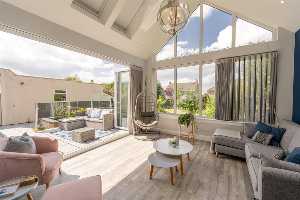 Family Room Alt