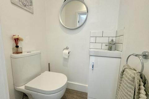 34 Bennett Road, Cleethorpes, DN35 7JS