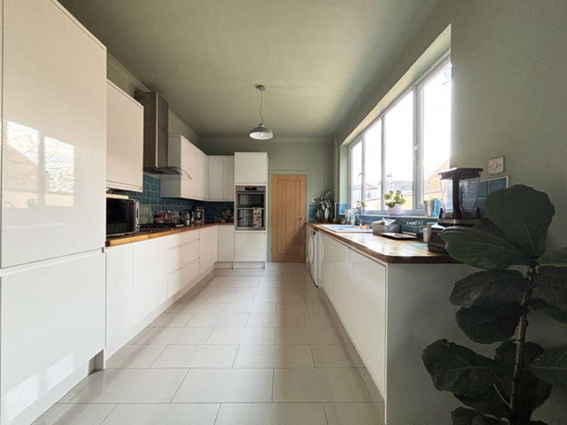 Kitchen/ diner...