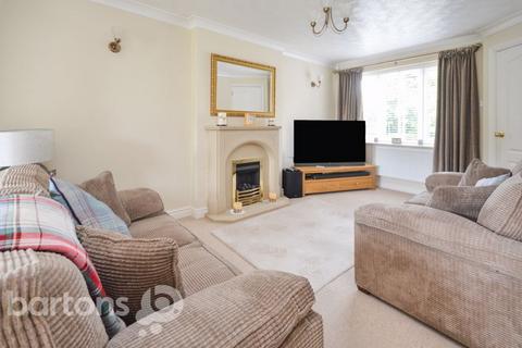 3 Hadleigh Close, Rawmarsh, Rotherham, S62 6FD