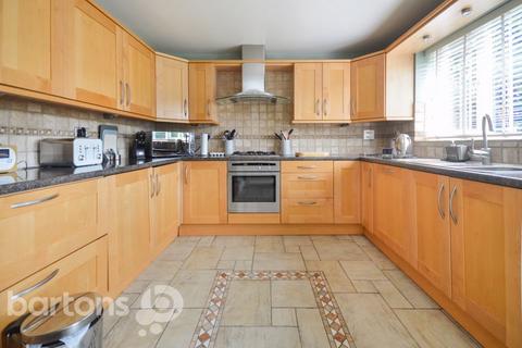 3 Hadleigh Close, Rawmarsh, Rotherham, S62 6FD