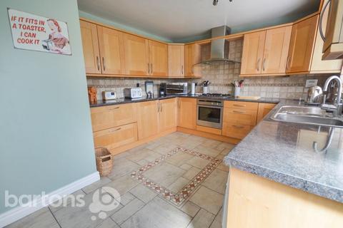 3 Hadleigh Close, Rawmarsh, Rotherham, S62 6FD