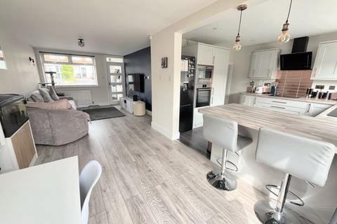 63 Maxholm Road, Sutton Coldfield, B74 3SX
