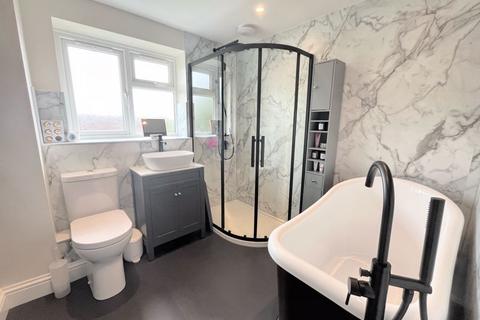 63 Maxholm Road, Sutton Coldfield, B74 3SX