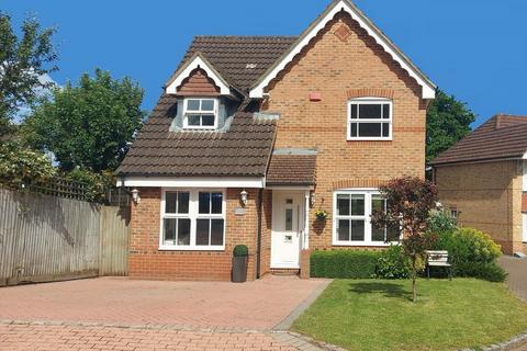 3 bedroom detached house for sale, Peninsular Close, Camberley GU15