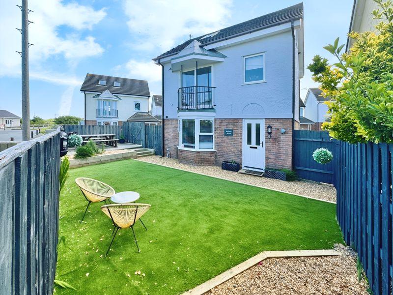 Mariners Court, Trearddur Bay 3 bed detached house for sale £360,000
