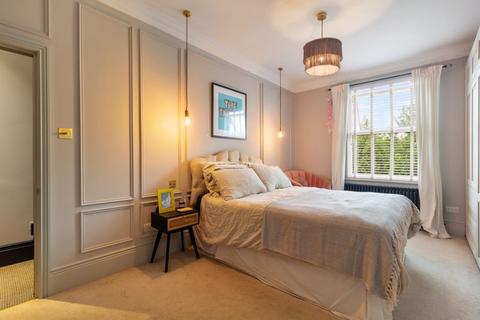 3 bedroom apartment for sale, Melrose Avenue, Willesden Green, London NW2