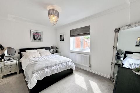 1 Weeford Dell, Sutton Coldfield, B75 5RU