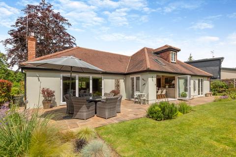 3 bedroom detached bungalow for sale, Dorking Road, Chilworth