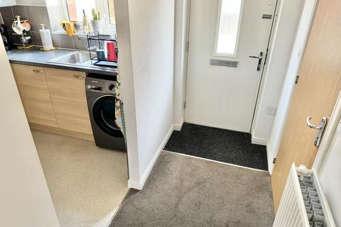 2 bedroom terraced house to rent, Nile Road, Exeter EX2