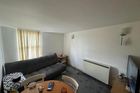 1 bedroom flat to rent, New Bridge Street, Exeter EX4