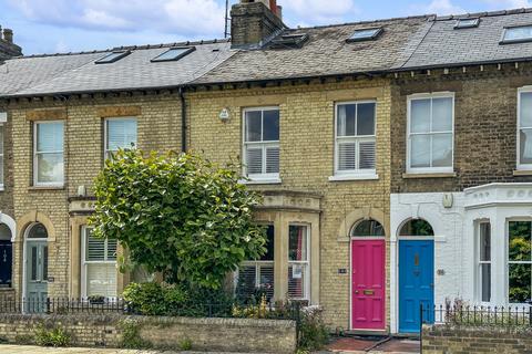 4 bedroom terraced house to rent, Tenison Road, Cambridge CB1