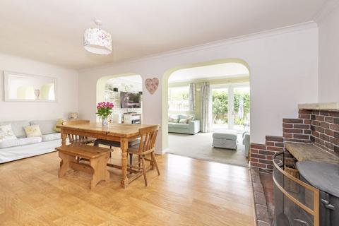 3 bedroom semi-detached house for sale, The Drive, Uckfield