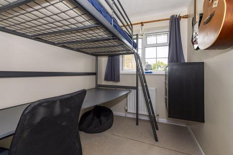 3 bedroom end of terrace house for sale, Hunters Way, Uckfield