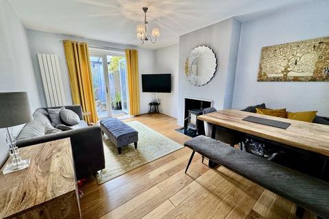 3 bedroom semi-detached house for sale, Highfield Road, Bourne End SL8