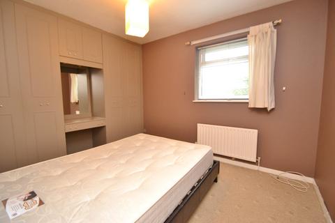 2 bedroom semi-detached house to rent, Livinia Grove, Leeds LS7