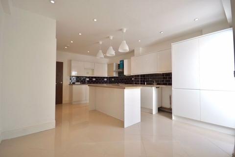 5 bedroom house to rent, Melbourne Road, London E17