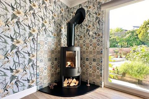 30 Burns Drive, Maybole, KA19 8FB