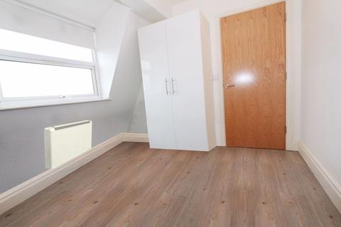 1 bedroom flat to rent, Seven Sisters Road, Finsbury Park N4