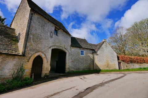 5 bedroom link detached house to rent, Church Road, Quenington, Gloucestershire